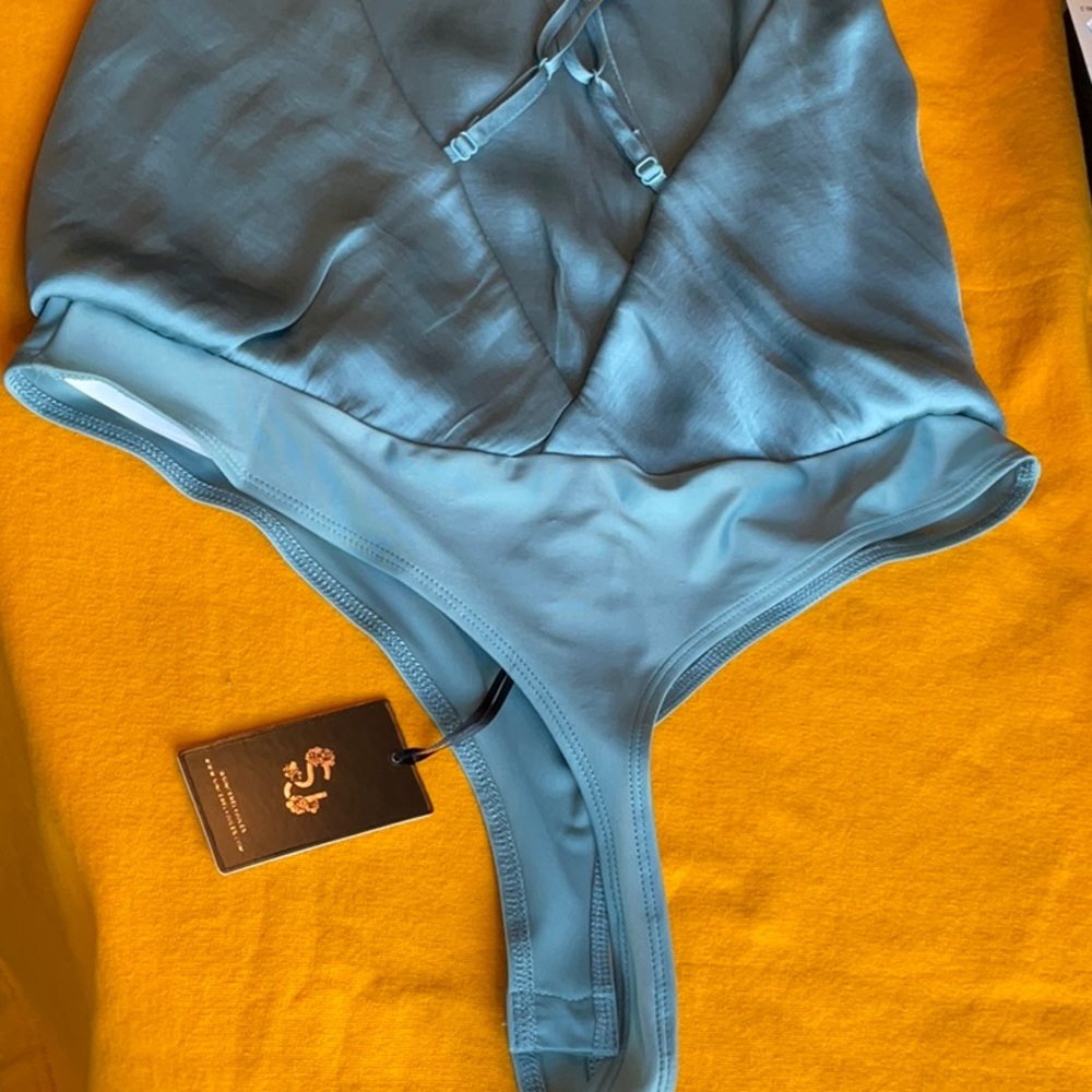 Sincerely Jules Blue Crossover Bodysuit in Sizes S, M, & L, NWT - Picture 10 of 16